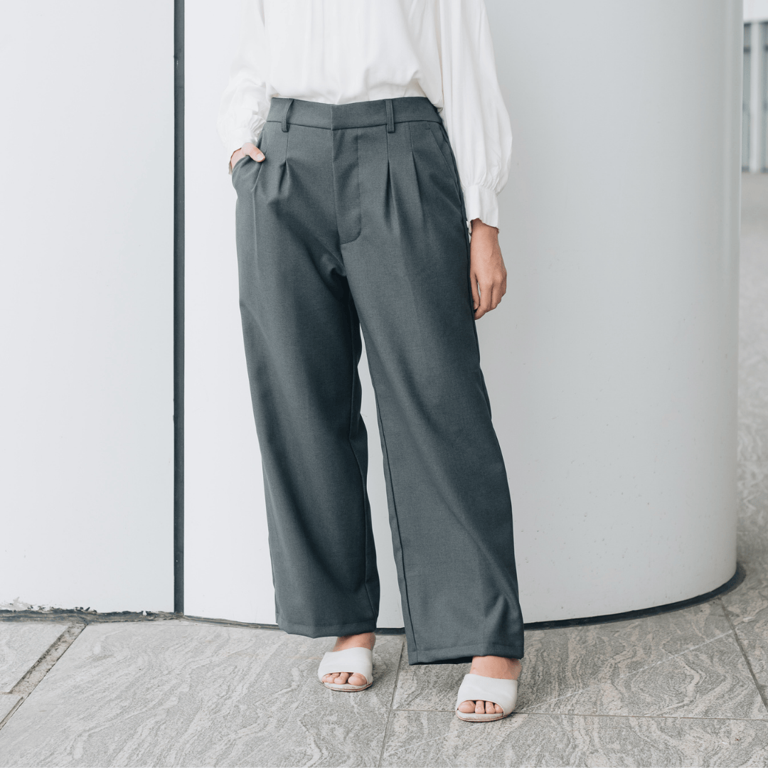Pleated Wide Pants (Minor Reject)