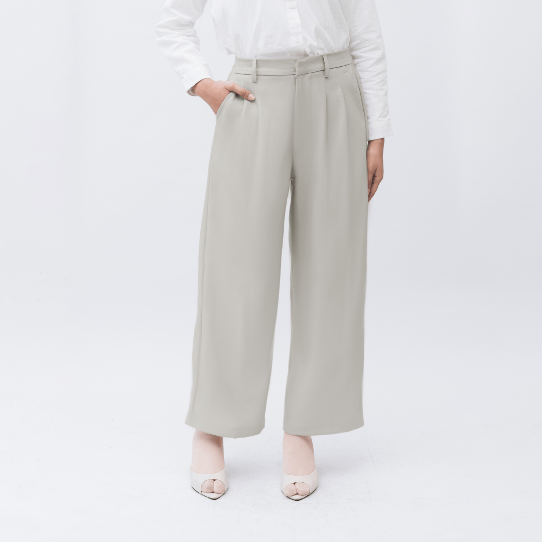 Pleated Wide Pants