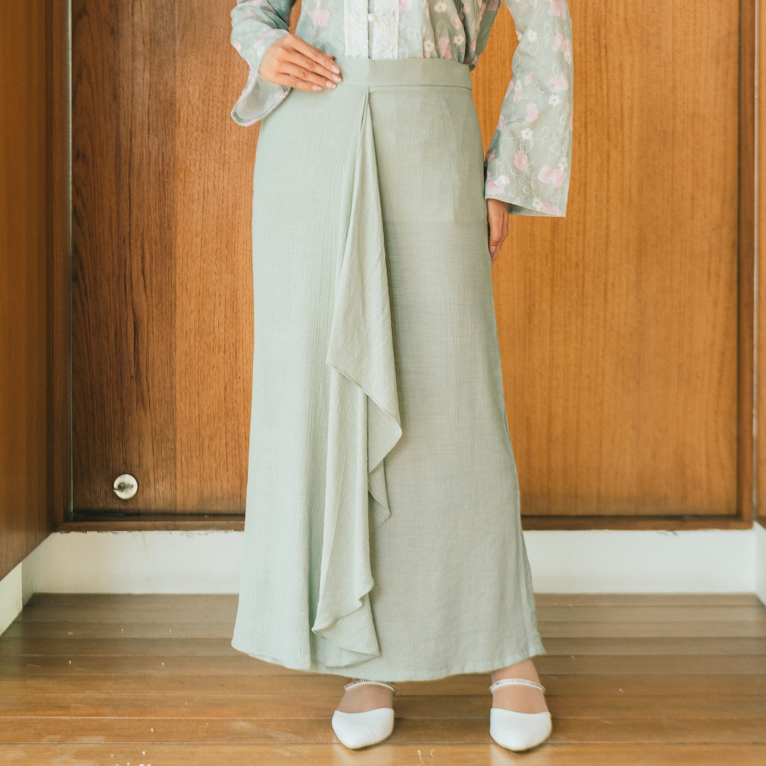 Knot Skirt