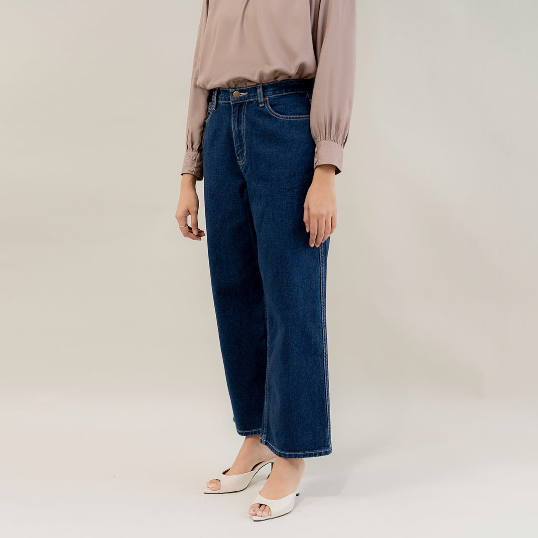 Wide Leg Jeans (Minor Reject)