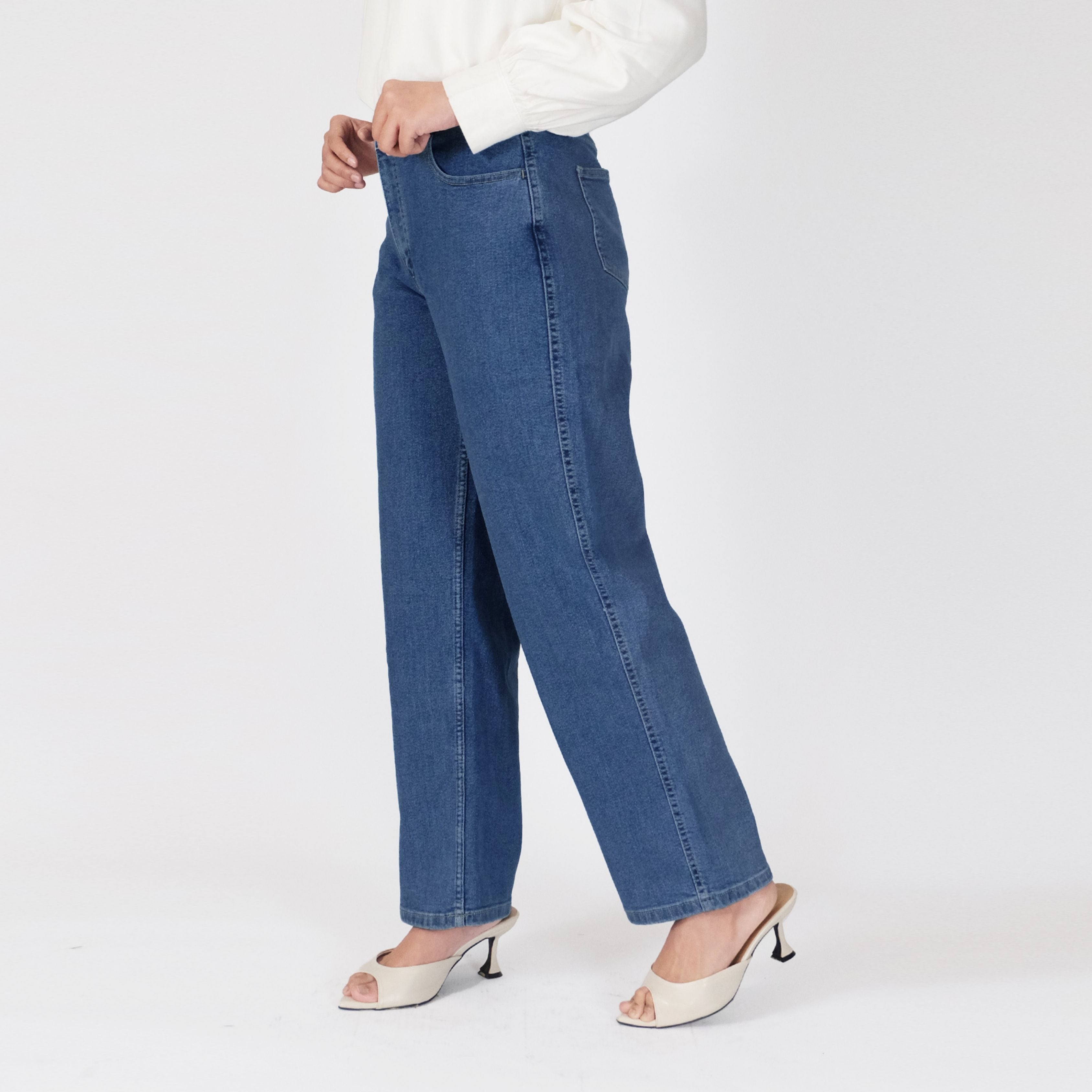 Wide Leg Jeans