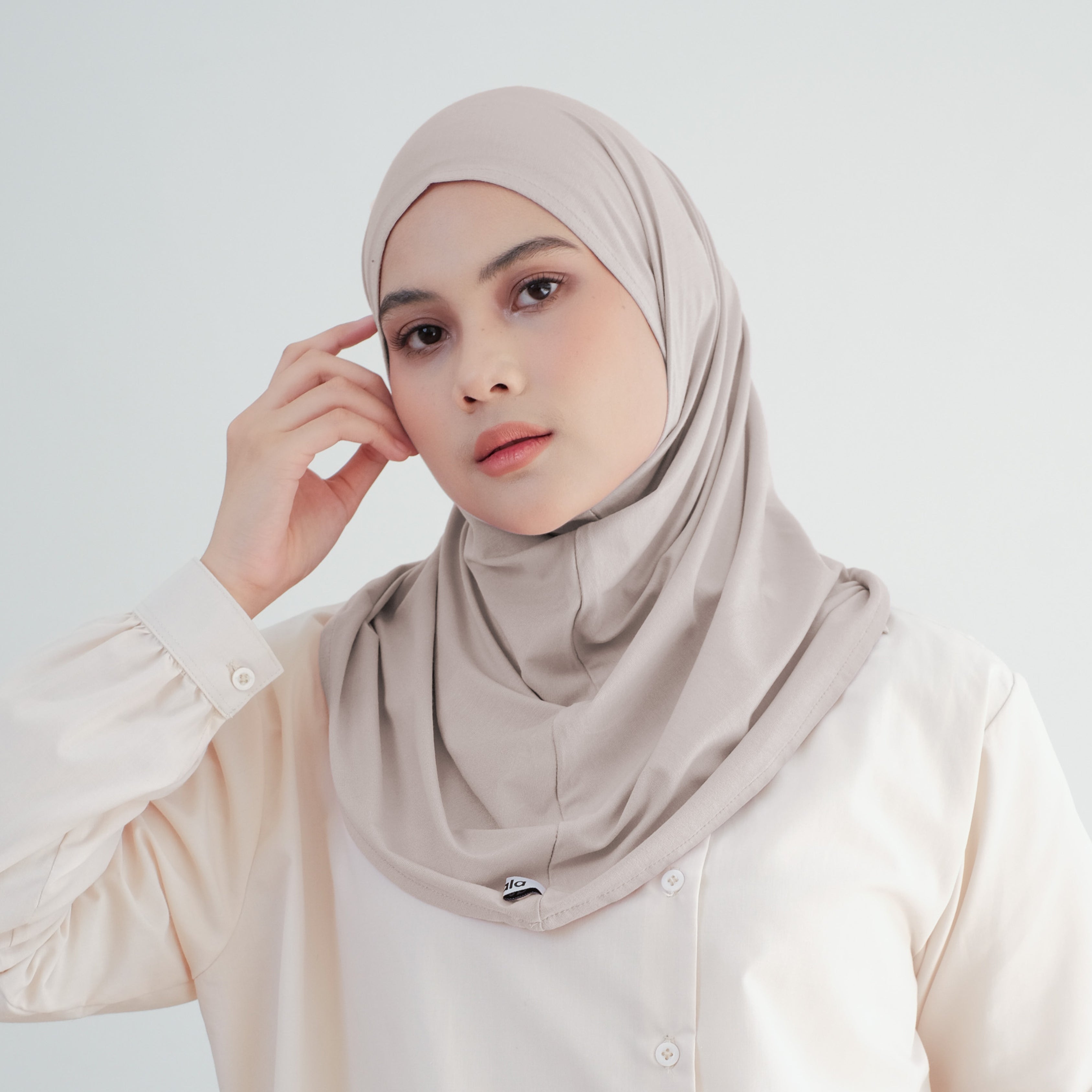 Amira Hijab Instant (Minor Reject)