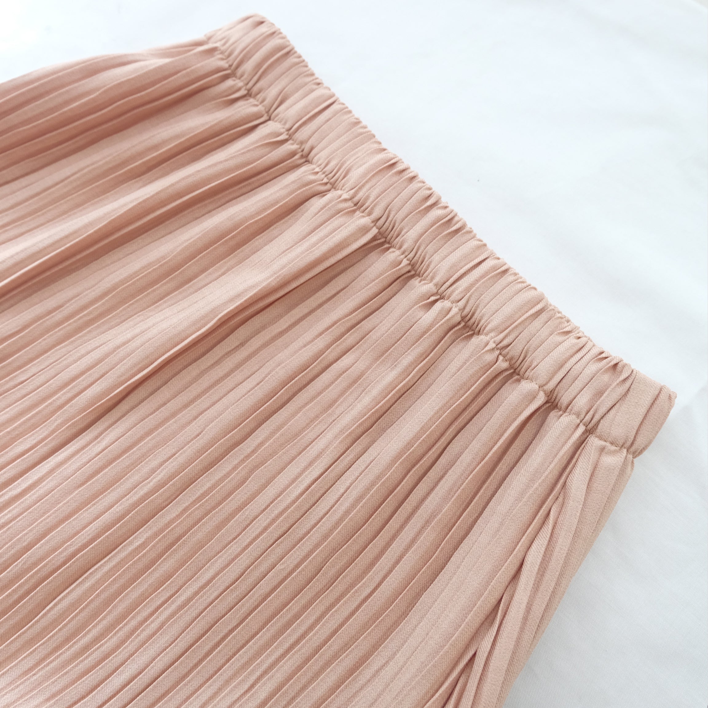 Pleats Skirt