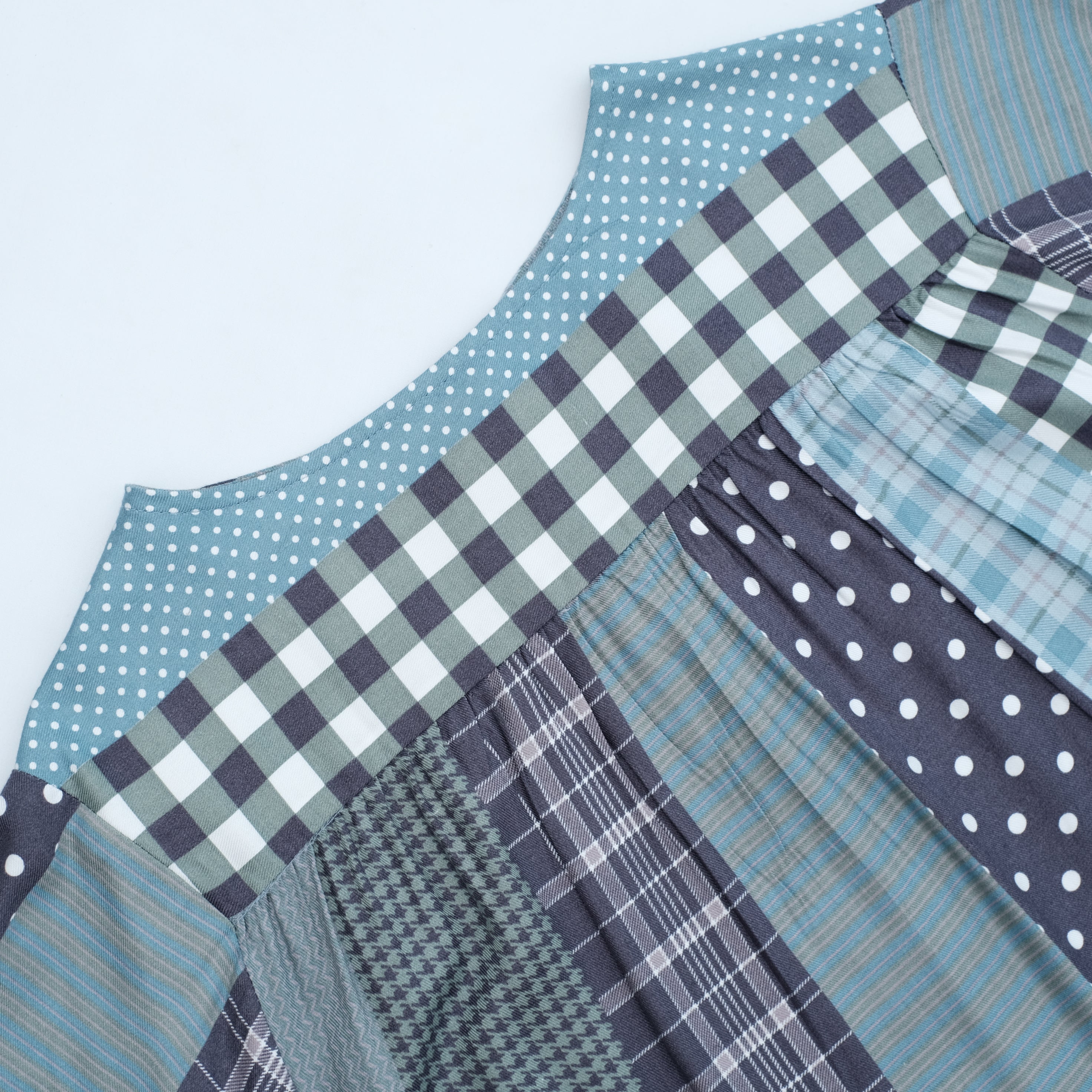 Runa Pattern Gardenia