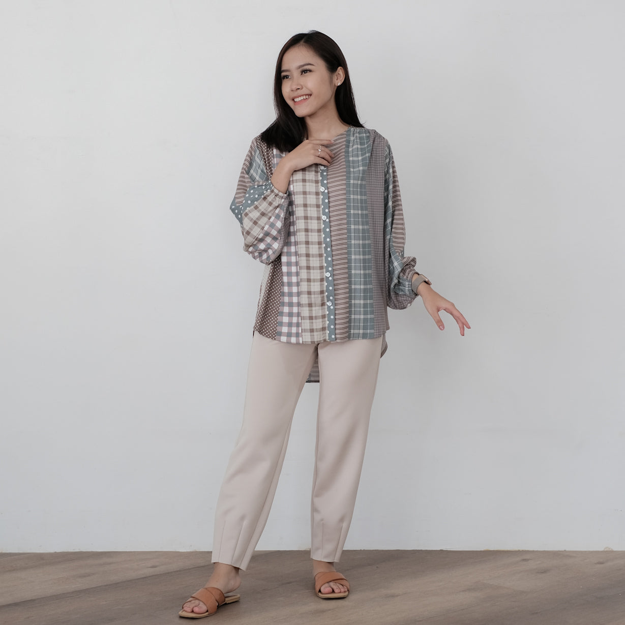 Runa Pattern Gardenia