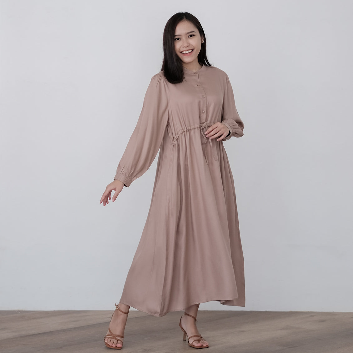 Somi Midi Dress