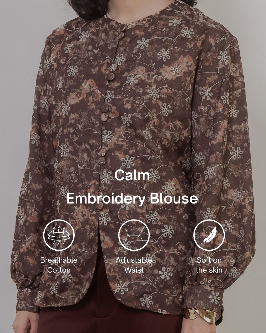 Calm Embroidery Blouse