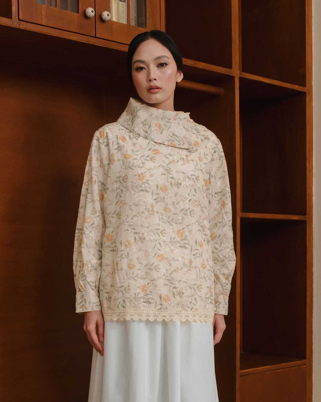 Serena Embroidery Blouse