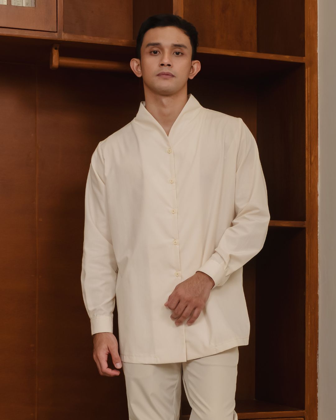 Nirmala Kaftan dan Beskap Koko Shirt