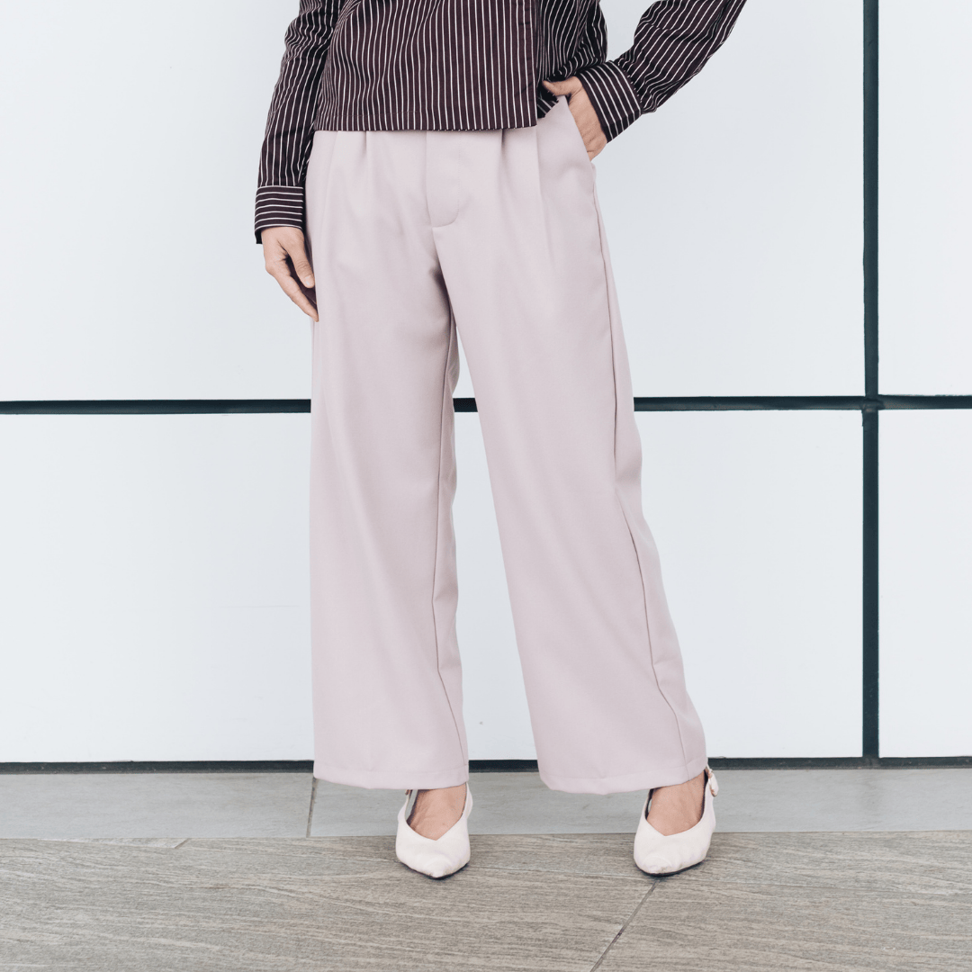 Pleated Wide Pants