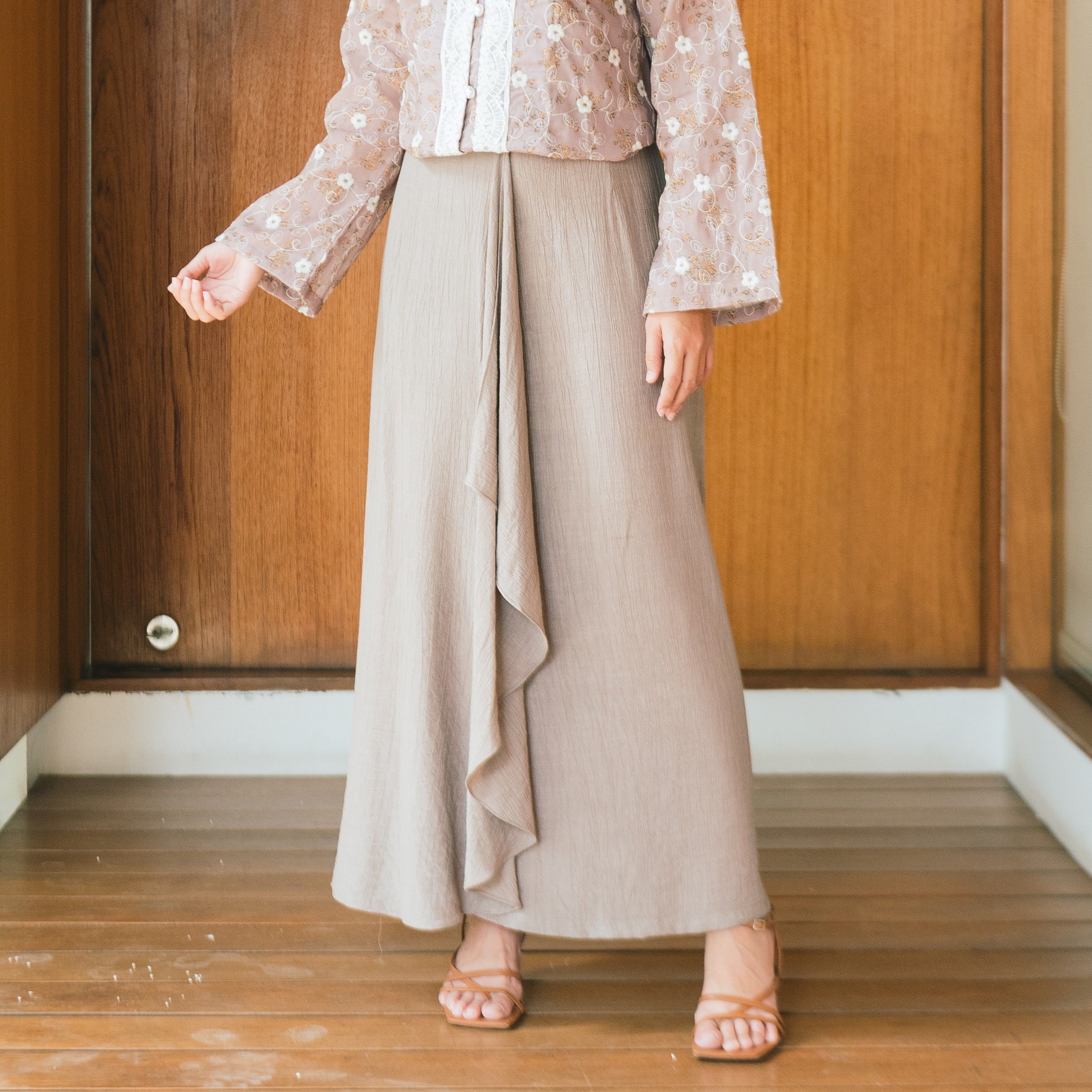 Knot Skirt