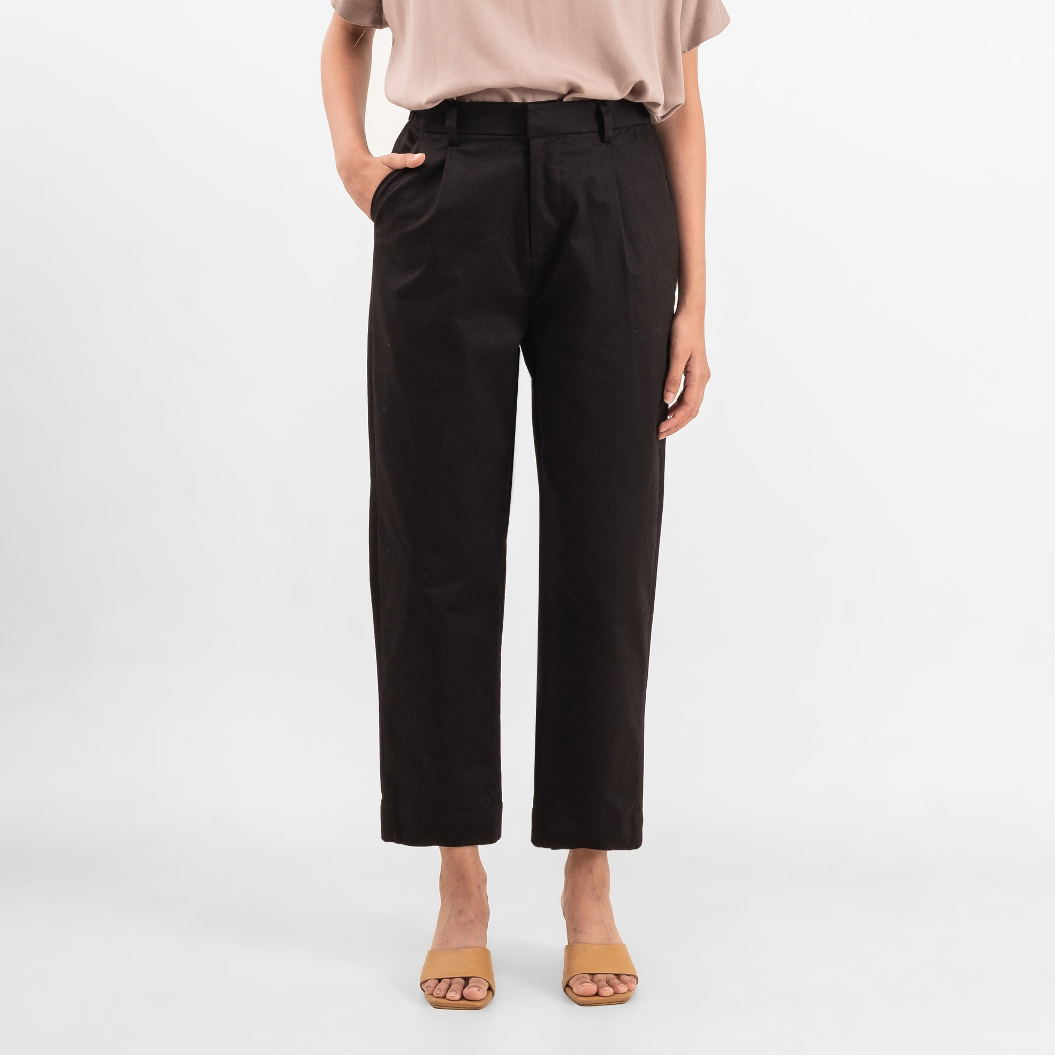 Classic Chino Pants
