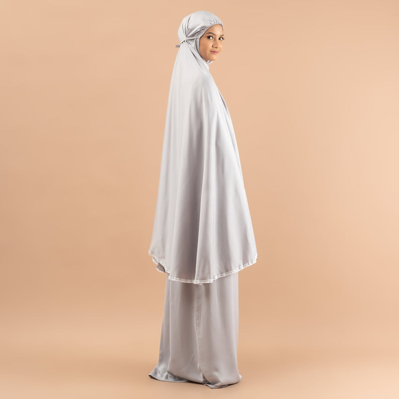 Damai Prayer Robe (Minor Reject)
