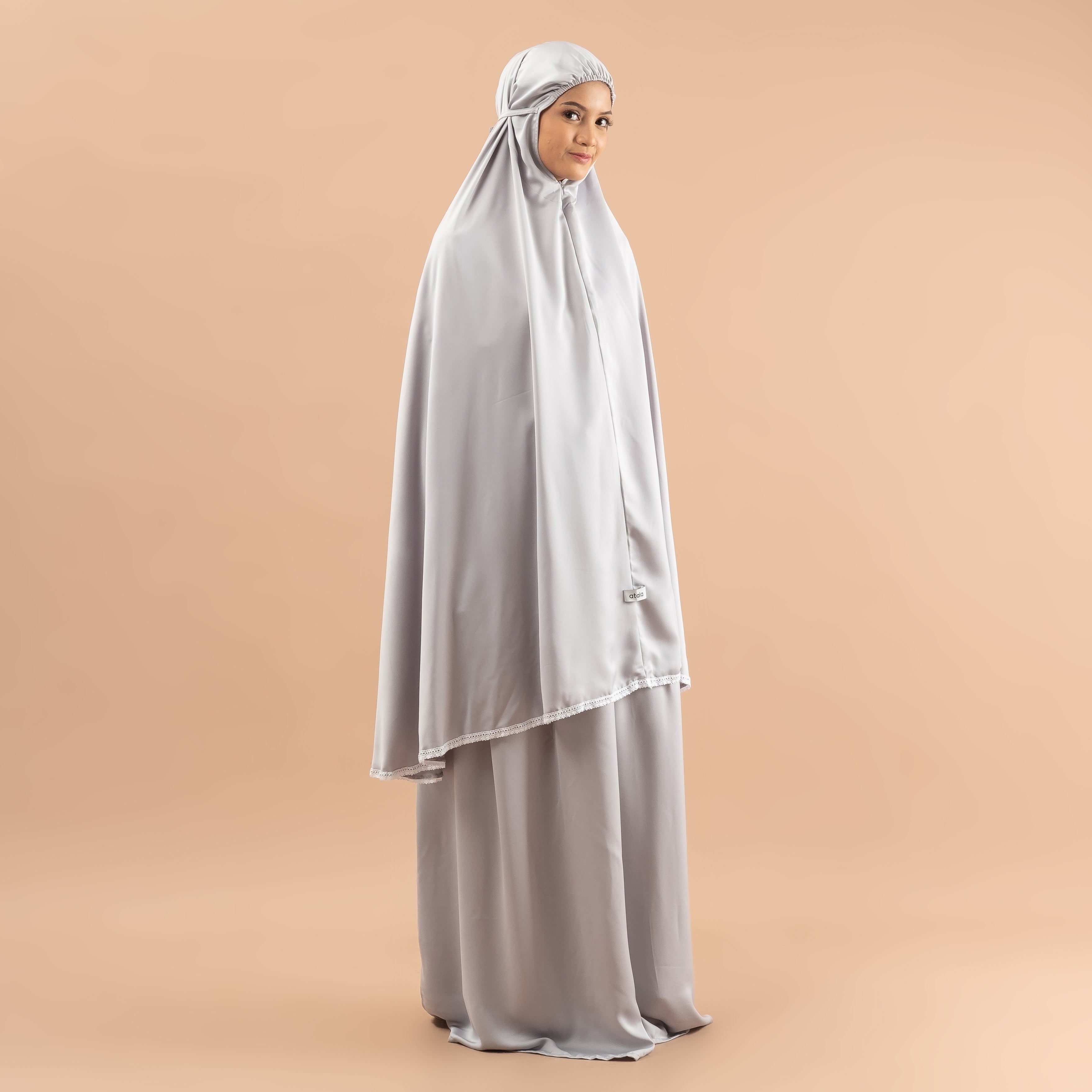 Damai Prayer Robe (Minor Reject)