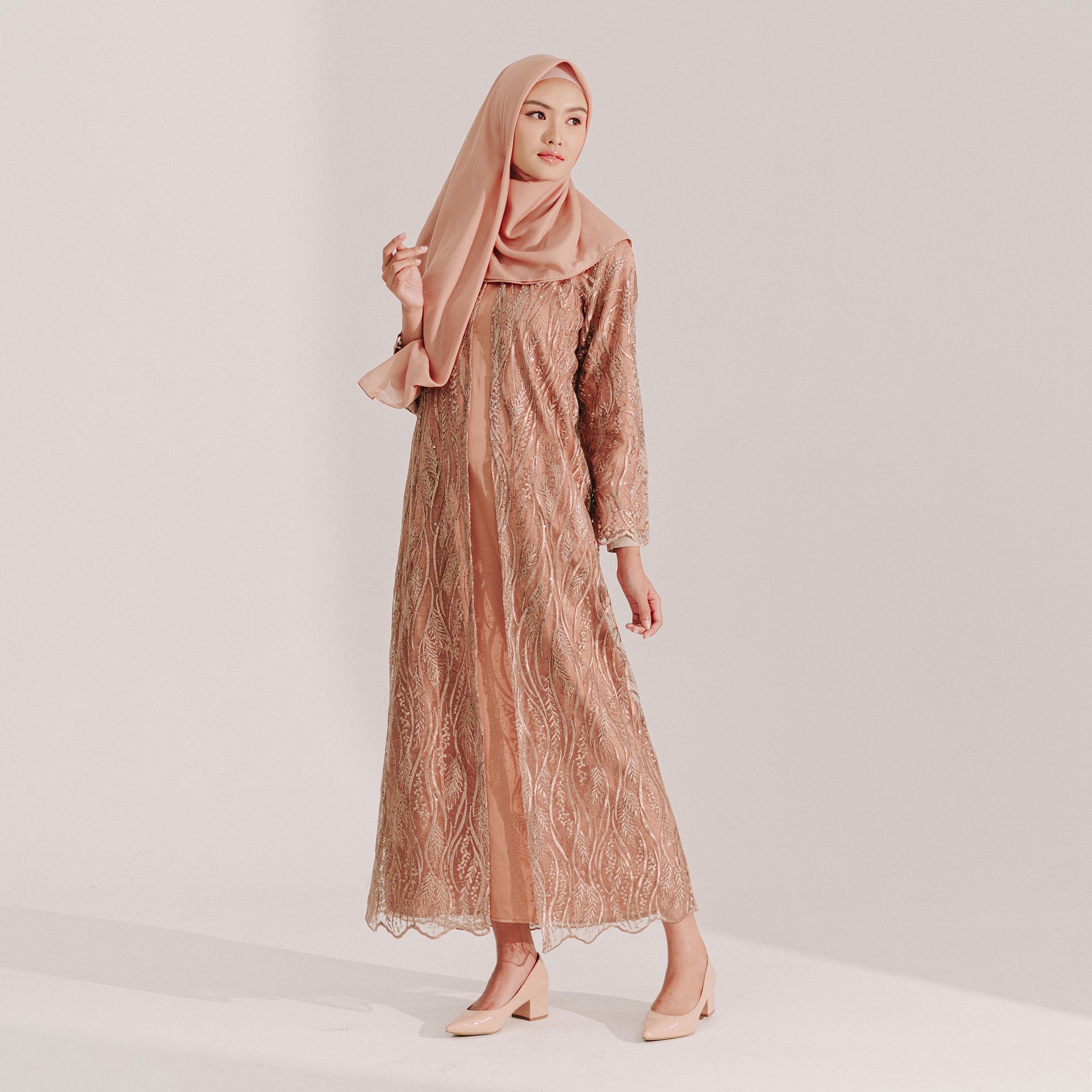 Lace Dress Caramel