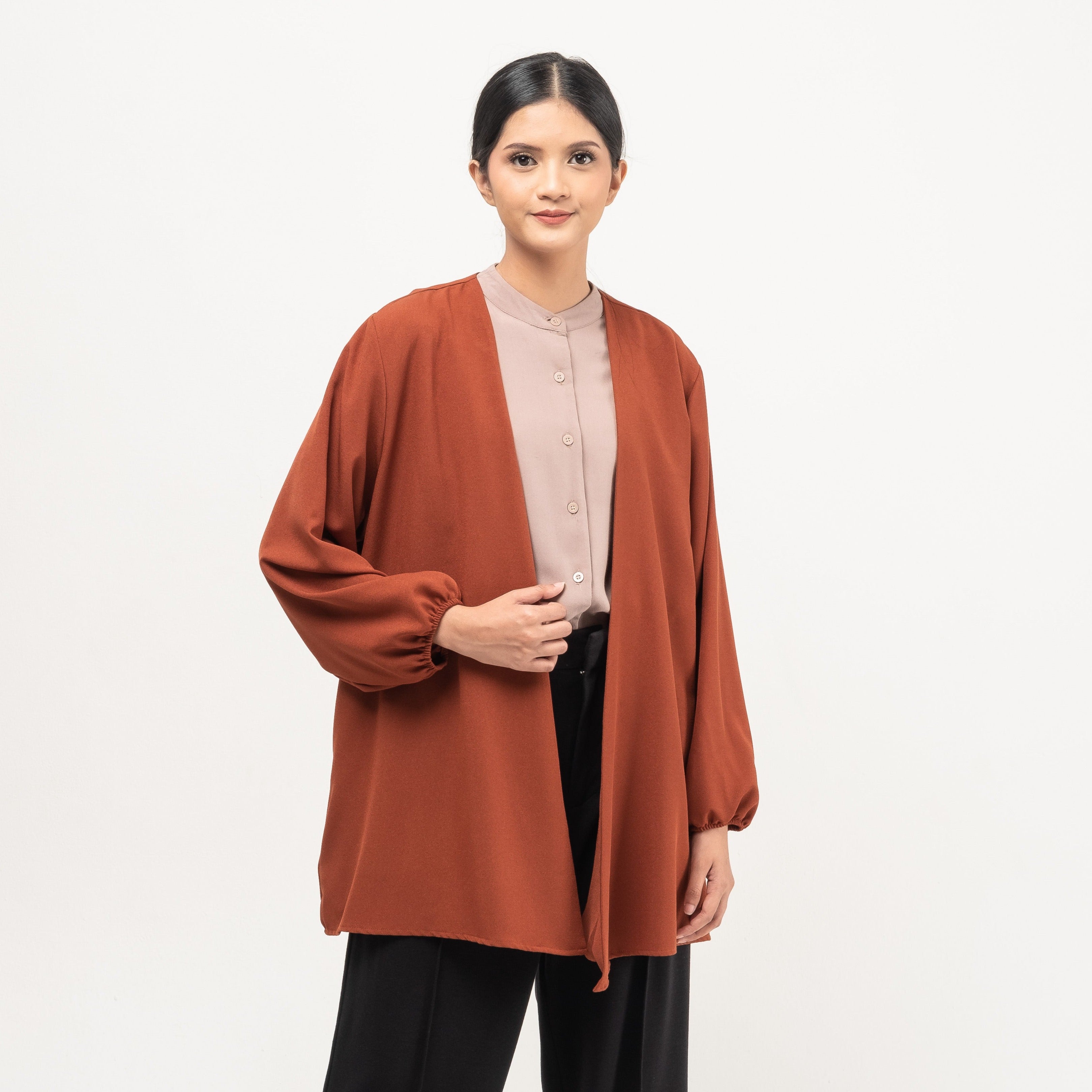 Amila Outer (Minor Reject)