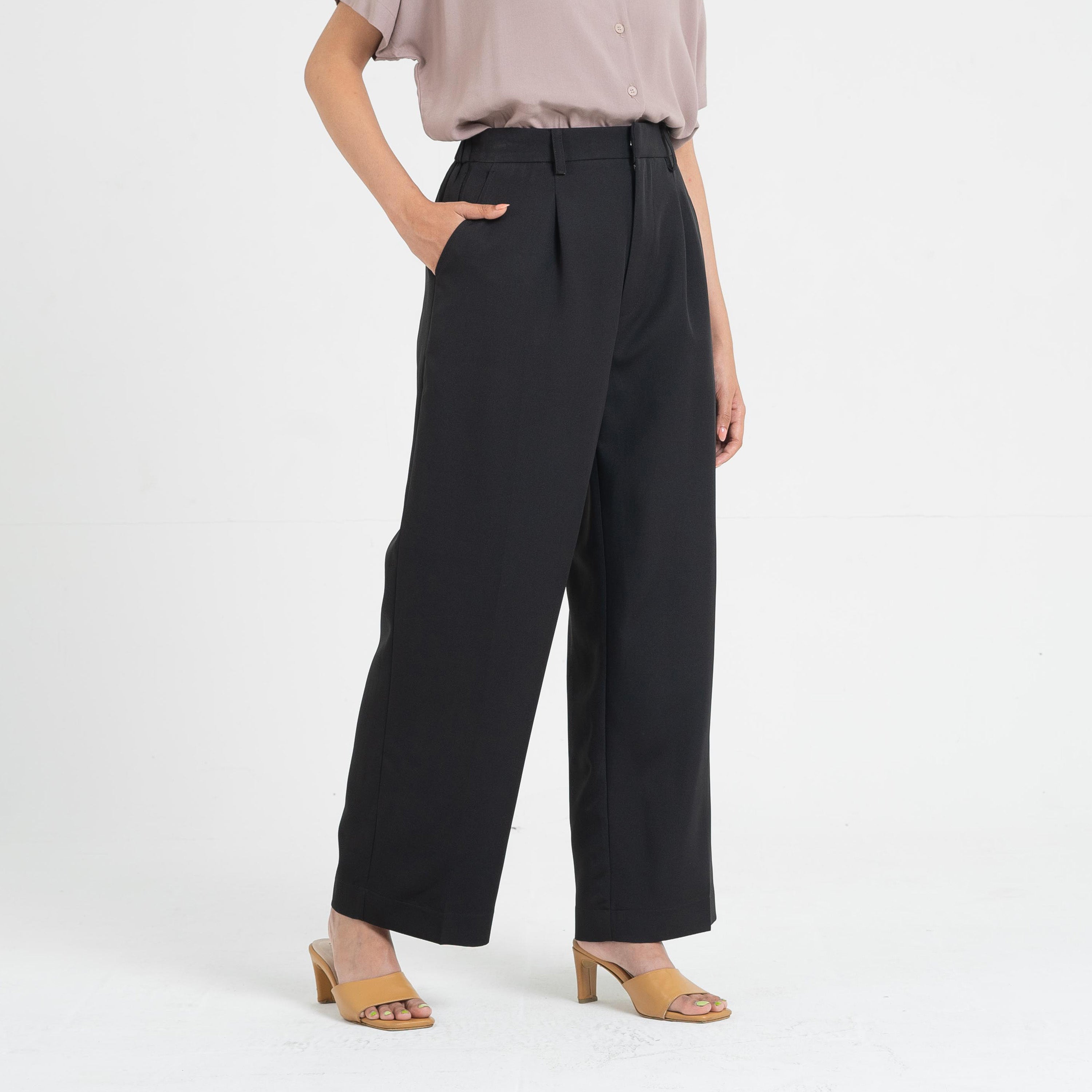 Mada Culotte (Minor Reject)