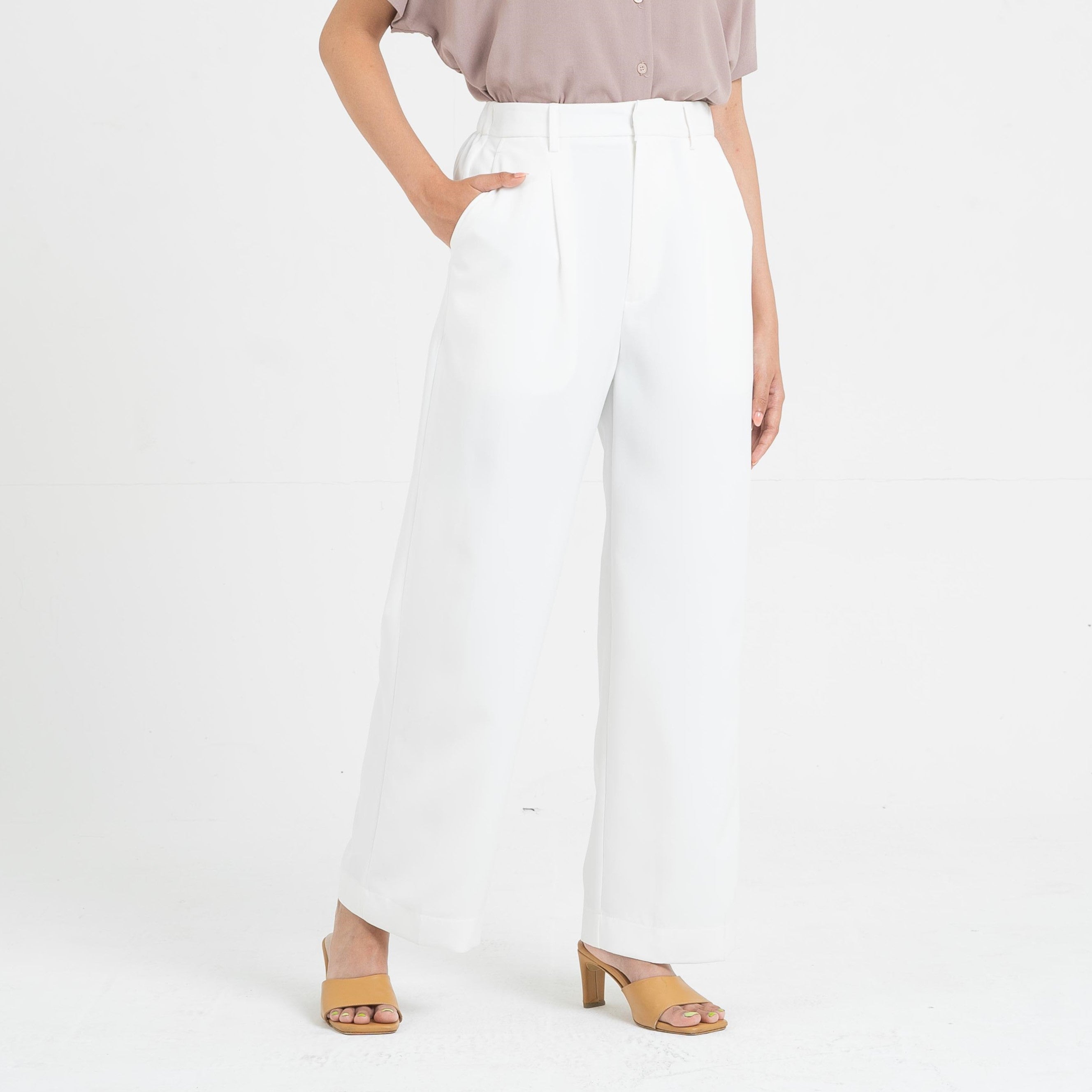 Mada Culotte (Minor Reject)