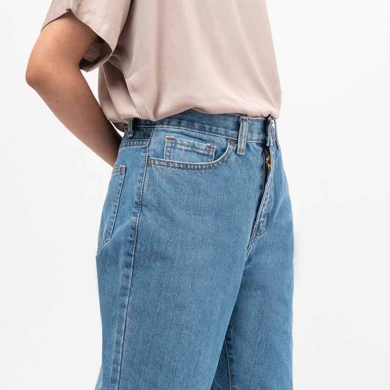 Mom Jeans (Minor Reject)