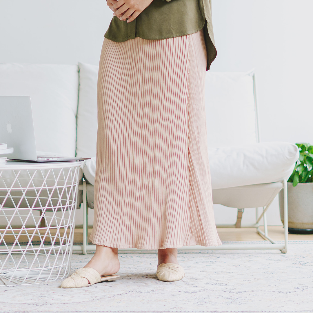 Pleats Skirt